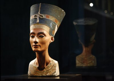 Nefertitės skulptūra.