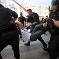 Po protestų Rusijoje prieš tėvų porą ėmėsi ciniškų veiksmų