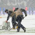 Sniegu užverstame Turino stadione teisėjams teko atidėti „Juventus“ rungtynes
