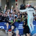 Kur du pešasi, trečias laimi: Rusijoje – „Ferrari“ fiasko ir svarbi Hamiltono pergalė