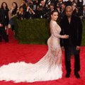 Įžymybės irgi kenčia: kokios ligos kankina Kim Kardashian, Halle Berry ir kitas žvaigždes