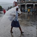 Uragano nuniokotas Haitis priverstas vėl atidėti rinkimus