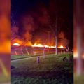Užfiksuota, kaip Ontarijo provincijoje sudegė keletas traukinio vagonų