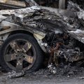 Trys vyrai nežinia kodėl susprogdino kaunietės „Mercedes-Benz“