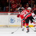„Devils“ su D. Zubrumi atgaivino savo viltis žaisti NHL atkrintamosiose