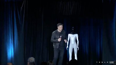 Tesla Bot. Tesla/Youtube