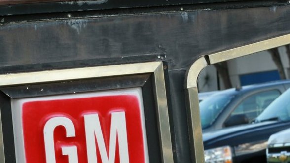 JAV teismas atmetė „Saab“ savininkų ieškinį prieš „General Motors“