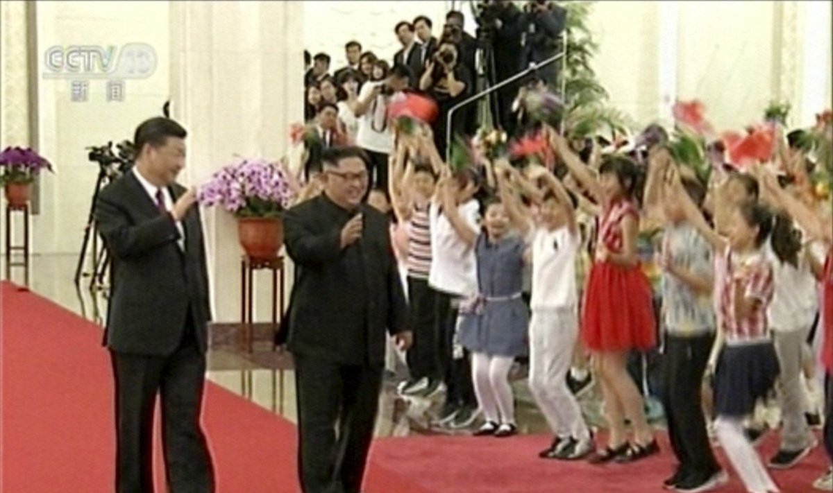 Xi Jinpingas, Kim Jong Unas