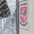 Tebesitęsiant ramybei Lietuvos pasienyje, Latvijos pasieniečiai į šalį neįleido šešiasdešimties migrantų