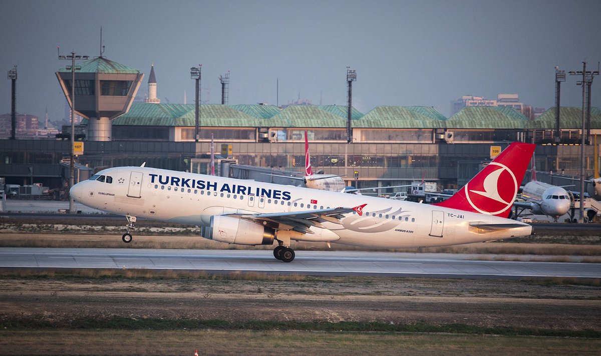 Turkish Airlines / BAA Training nuotr.