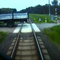 Lenkijoje konduktorius įspėjo traukinio keleivius apie artėjantį susidūrimą