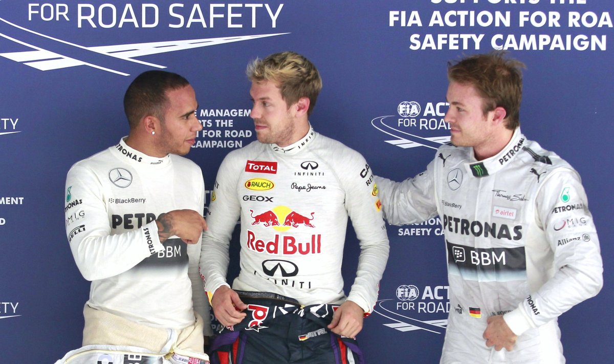 L. Hamiltonas, S. Vettelis ir N. Rosbergas