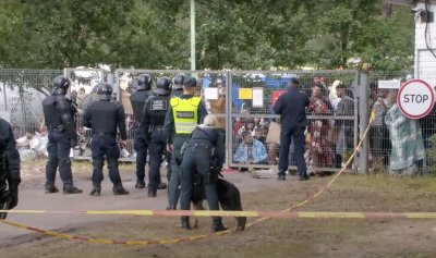 Rūdninkuose malšinamas pabėgėlių protestas