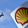 „Shell“ dėl gaisro sustabdė darbus didžiausioje Europoje naftos gamykloje