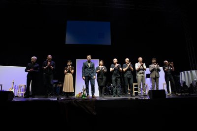 Rolandas Kazlas ir „Poetai ateina“ atidarė festivalį „Untold City“