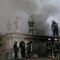 Ugniagesiai 6 valandas gesino Kataro princo rūmus