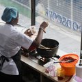 Gineso rekordas: Nigerijos virtuvės šefė be perstojo ruošė maistą 93 valandas