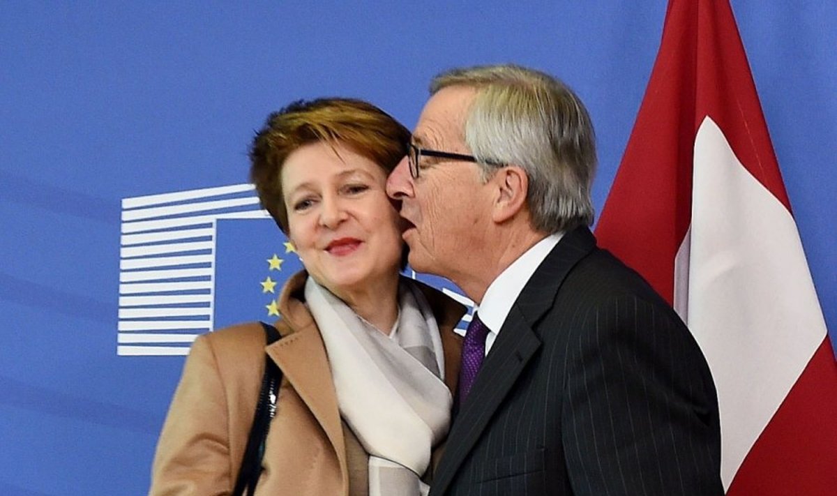 EK vadovas Jeanas-Claude'as Junckeris, Šveicarijos prezidentė Simonetta Sommaruga