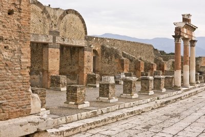 Pompėjos miesto griuvėsiai Italijoje