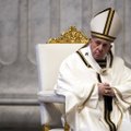 Popiežius ragina politikus daugiau lėšų skirti sveikatos priežiūrai