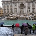 Pinigų pristigusi Roma žvilgsnį nukreipė į fontano monetas