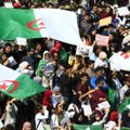 Alžyre surengti iki šiol didžiausi protestai prieš prezidentą Boutefliką