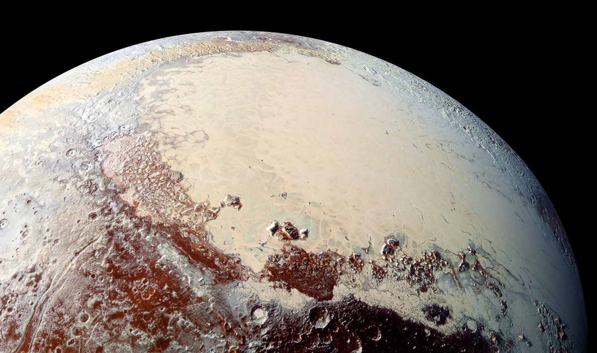 Zondo "New Horizons" nufotografuotas Plutonas