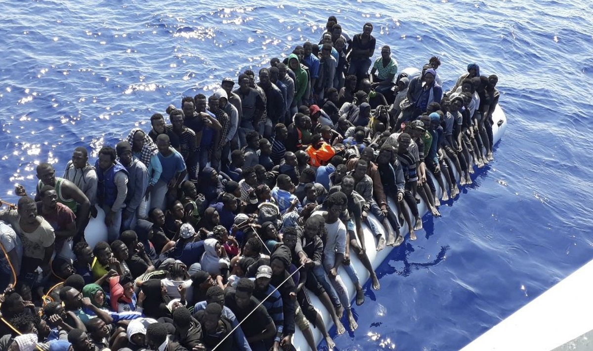 Libija patvirtino išgelbėjusi 290 migrantų Viduržemio jūroje