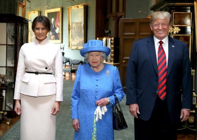 Karalienė Elžbieta II susitiko su Donaldu Trumpu ir Melania Trump