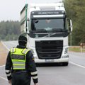 Baltarusija griežtina krovinių tranzito tvarką: privalės išvažiuoti per parą