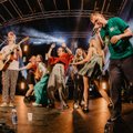Festivalis „Akacijų alėja 2021“: iškiliausių Lietuvos poetų eilės, netikėtas lietus ir žinutė „antivakseriams“
