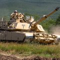 В США официально одобрили отправку танков Abrams в Украину