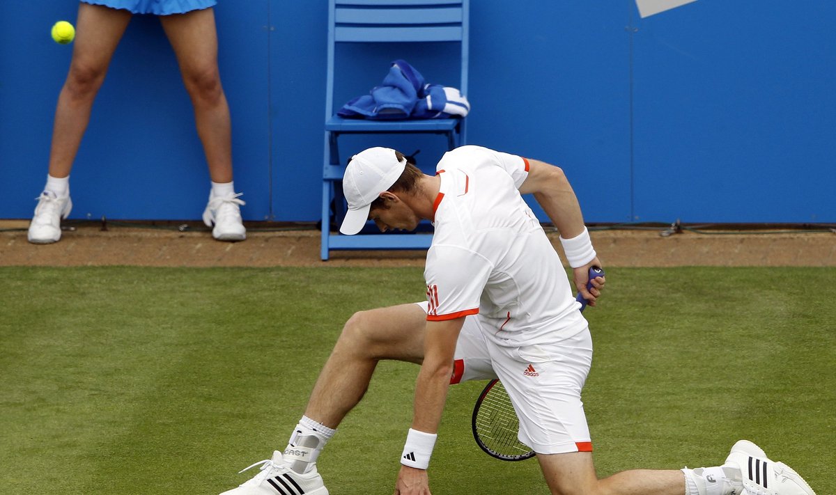 Andy Murray'us suklupo turnyre Londone