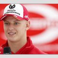 M. Schumacherio sūnus vairavo savo tėvo „Formulės-1“ automobilį