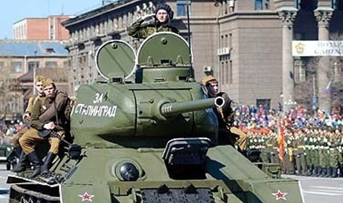 Tankas T-34 kariniame parade Maskvoje
