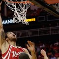 NBA retenybė: D. Motiejūnas žaidė starto penkete, bet nepelnė nė taško, kai „Rockets“ – net 118