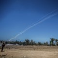 Izraelio kariuomenė po apšaudymo smogė „Hamas“ postui Gazos Ruože
