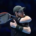 Škotas A. Murray ATP sezono finalo pusfinalyje žais su M. Raoničiumi