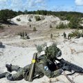Прибывающие в Литву военные НАТО информированы об угрозе взлома смартфонов