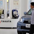 Dar vienas „Takata“ skandalas: gali tekti remontuoti milijonus automobilių su brokuotais saugos diržais