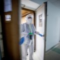 Mokslininkas ragina nusiteikti dar ne vienam mirčių šuoliui nuo koronaviruso: tai tęsis ilgai