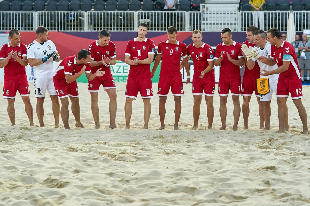 I giocatori lituani di beach soccer sono nella fase di selezione principale del campionato del mondo