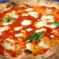 Tarptautinė picos diena: išsikepkite naminę picą, kuri nuo stalo dings žaibiškai!