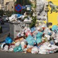 Streikuojant atliekų surinkėjams, Atėnai skęsta šiukšlėse