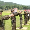 Karo metinės Šiaurės Korėjoje: mitingai ir šūviai į taikinius su JAV kariais