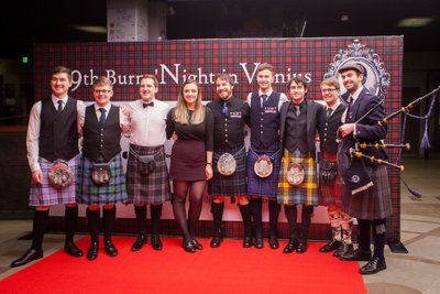 Tradicinė škotų šventė „Burnso naktis“ Valdovų rūmuose
