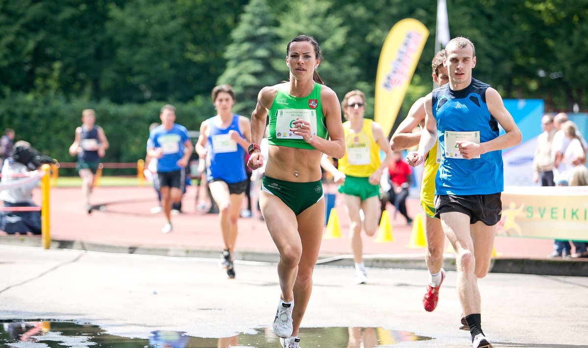 Rasa Drazdauskaitė per Olimpinės dienos bėgimą