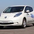 „Nissan“ paskelbė, kada pasiūlys savarankiškai važiuojančius automobilius