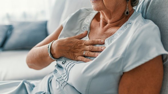 Gydytoja pasakė, kada skausmas krūtinėje gali reikšti besivystantį miokardo infarktą
