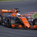 „McLaren“ bandymuose vėl turi problemų – F. Alonso nuvažiavo vos vieną ratą